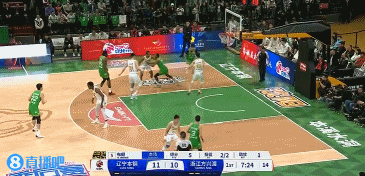 ⛈️都很准啊！李晓旭&布朗&赵继伟相继命中三分球